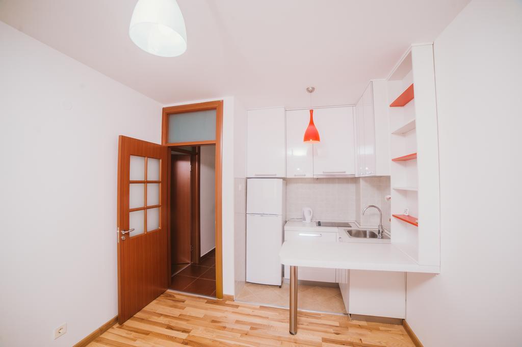 Apartment Dv Magnolia Tivat Rum bild